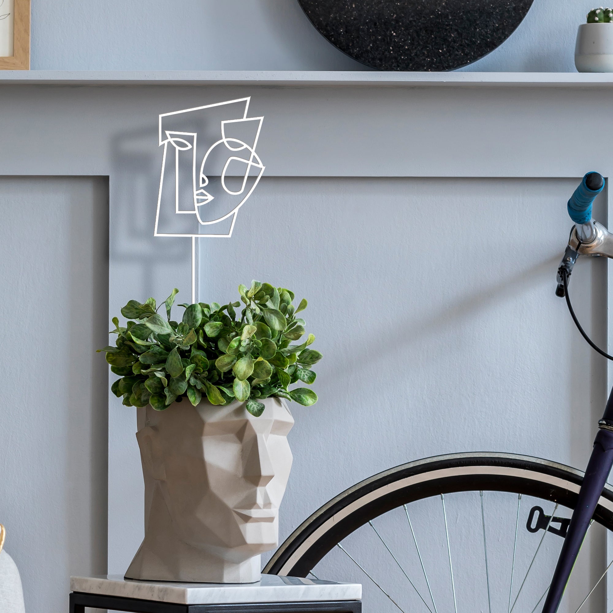 Abstract Face Line Art